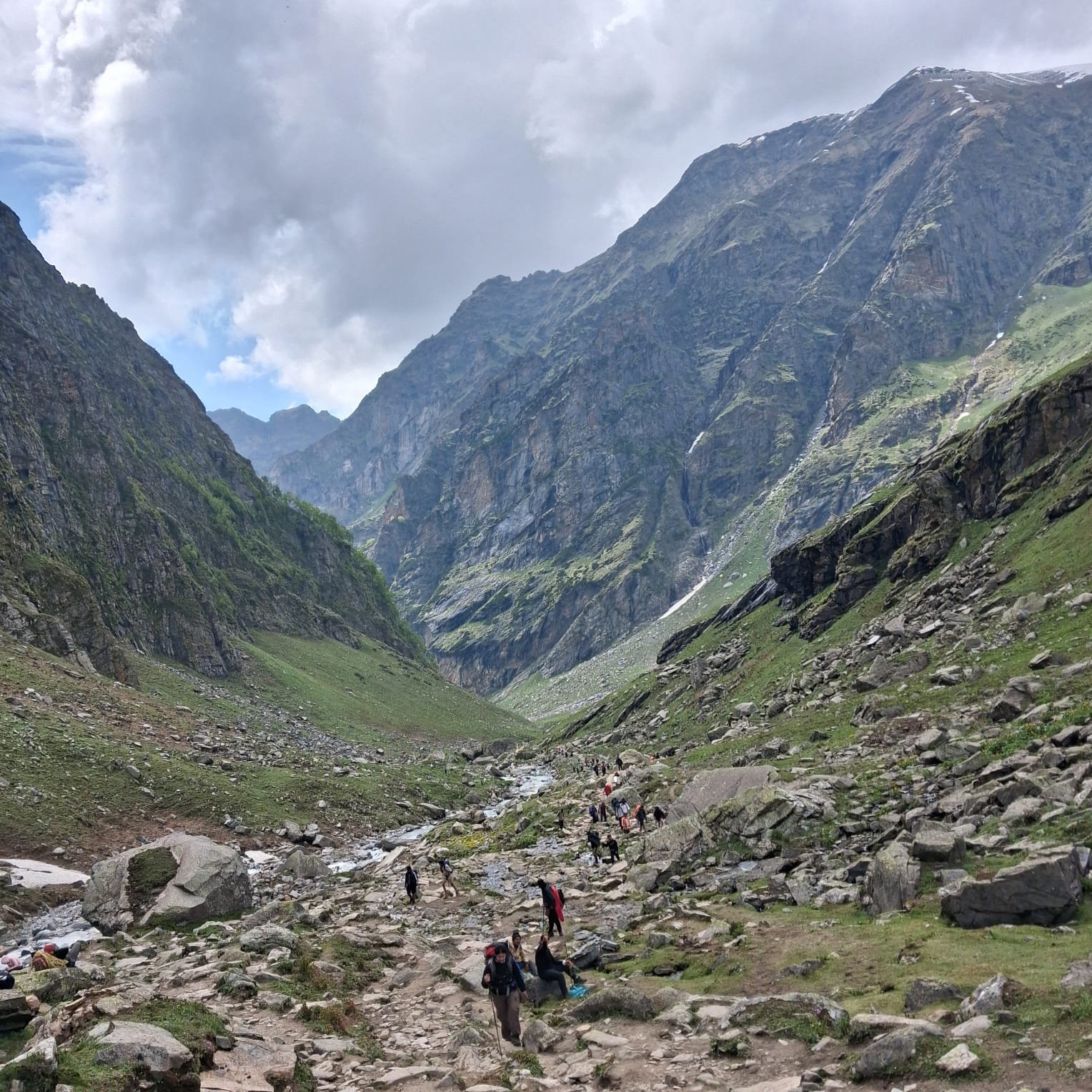 Hampta Pass Trek & Chandratal Lake image 10
