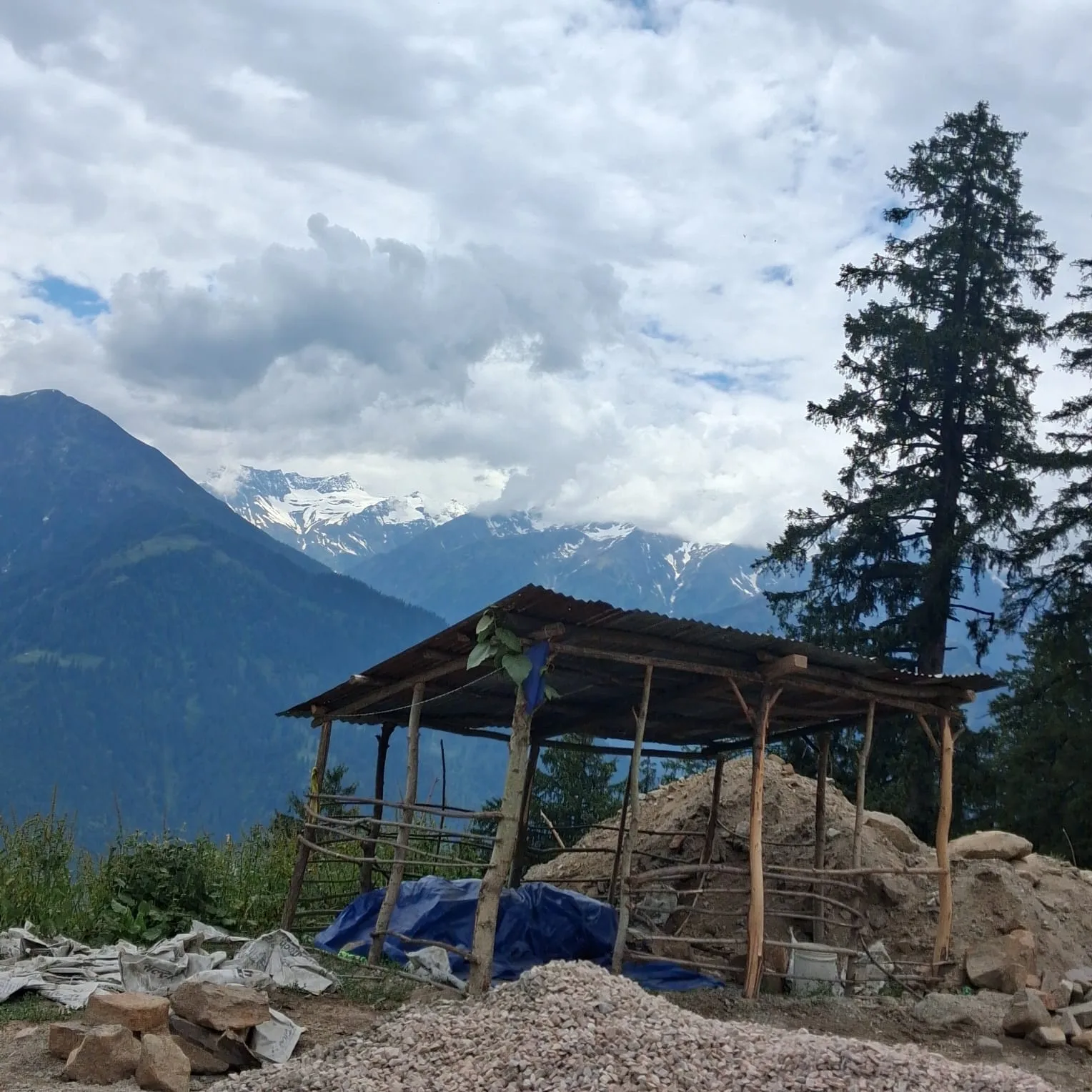 Hampta Pass Trek & Chandratal Lake image 8